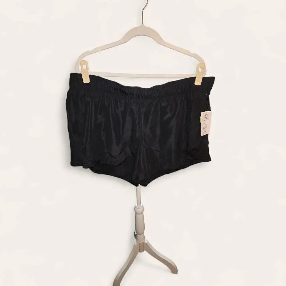 Athletic Works Women's PLUS Size 20 Black DriWorks Moisture Wicking Shorts